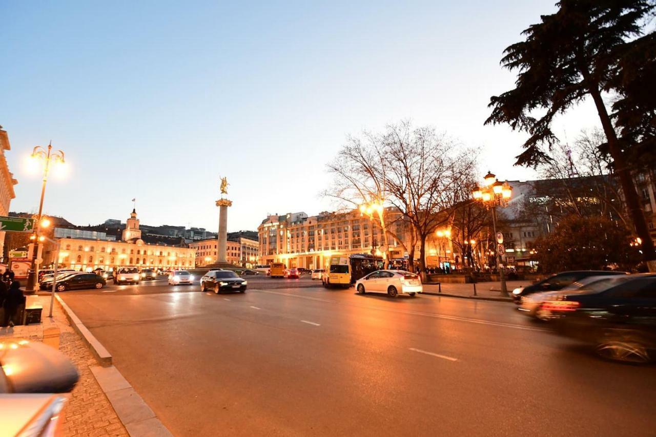 Апартаменты Площадь Свободы Тбилиси Экстерьер фото